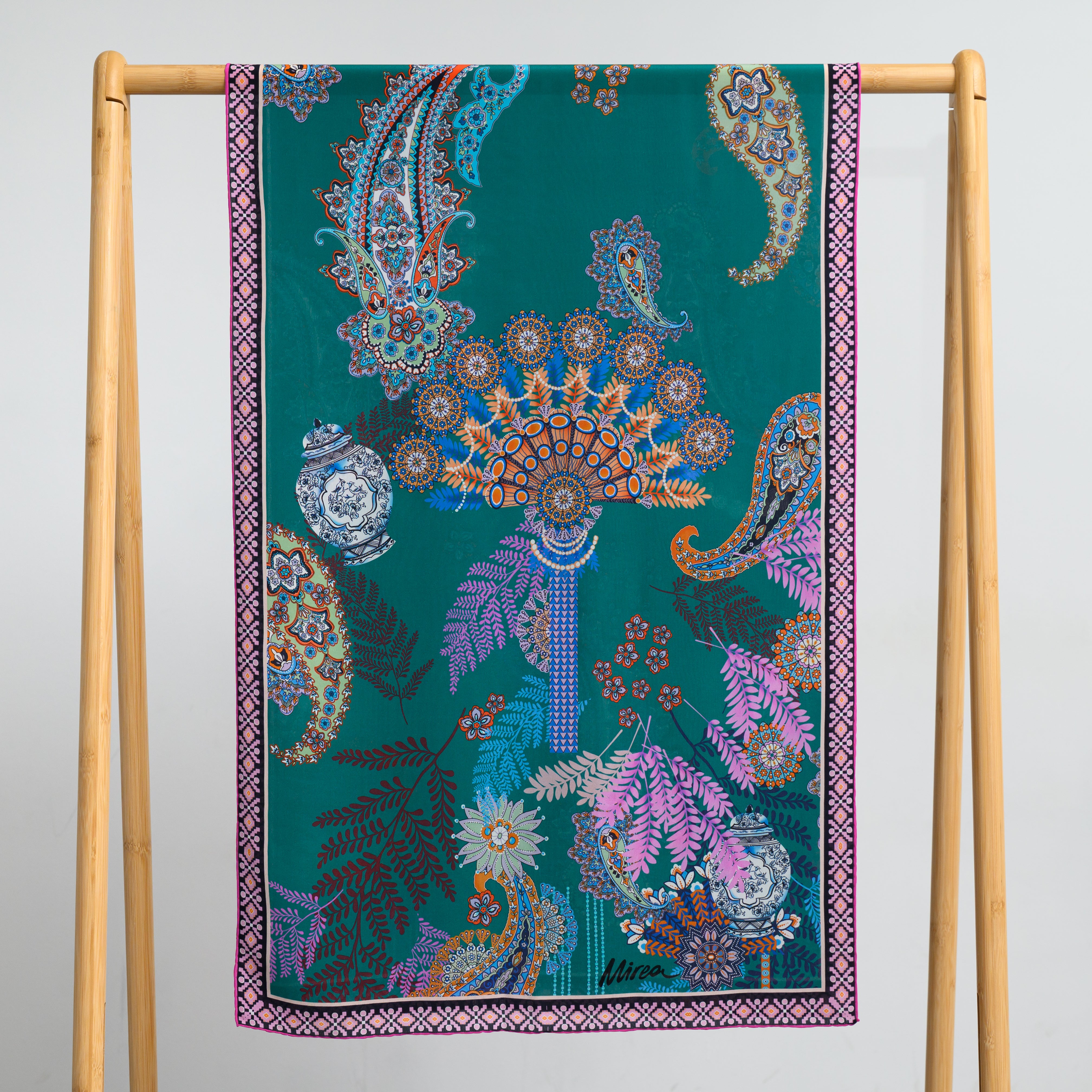 Peacock Paradise Green μαντίλι μεταξωτό